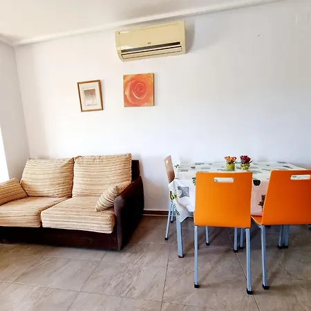 Comfortable Near The Port And The Center Torrevieja