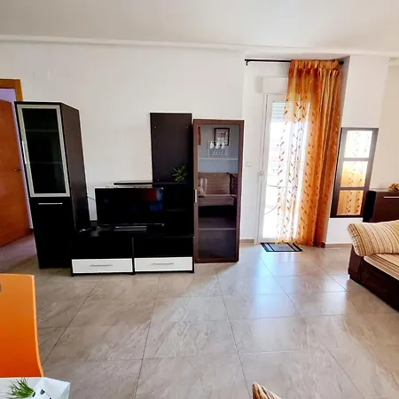 Comfortable Near The Port And The Center Apartment Torrevieja