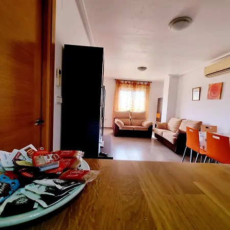 Comfortable Near The Port And The Center
