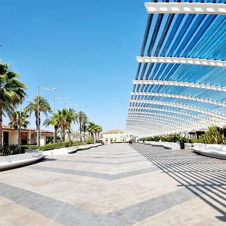 Comfortable Near The Port And The Center *